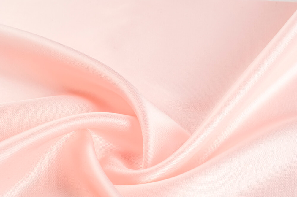 Молочно-розовый (ширина: 4000 мм, высота: 2800 мм, количество полос: 4)