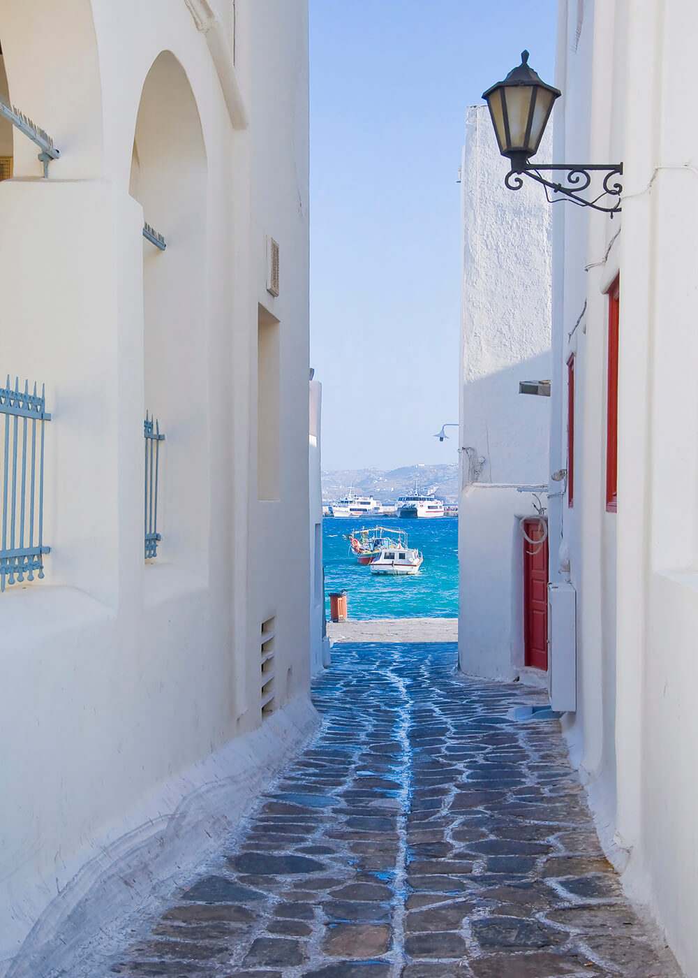Переулок в Греции (ширина: 2000 мм, высота: 2800 мм, количество полос: 2)