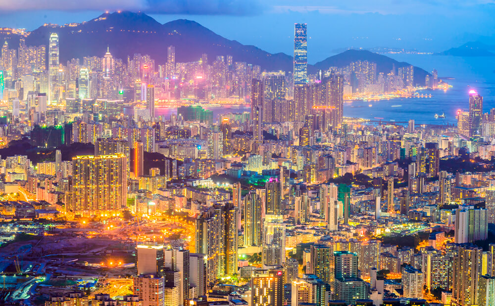 Вечерний Гонконг (ширина: 4000 мм, высота: 2800 мм, количество полос: 4)